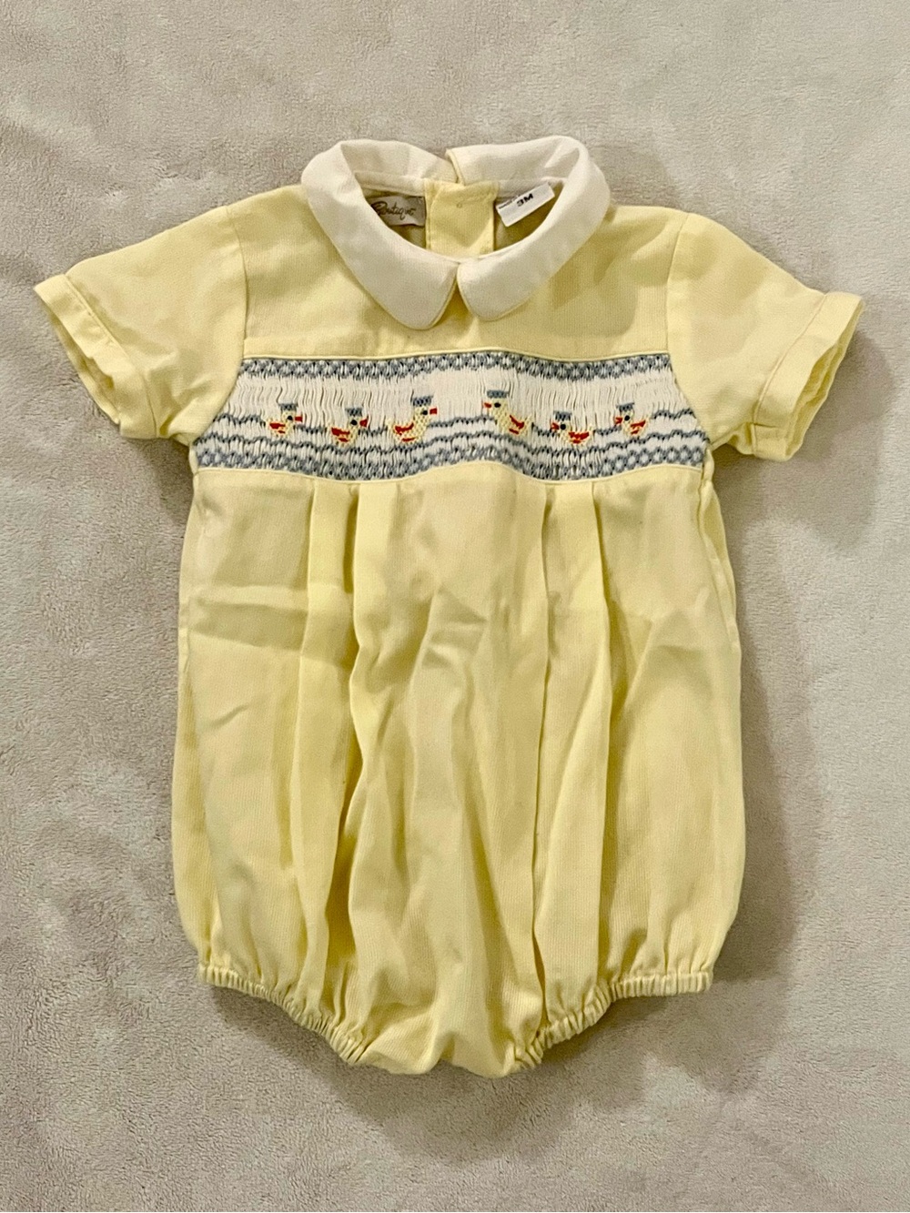 CARRIAGE BOUTIQUE Smocked Yellow Ducks Peter Pan Collar Bubble Romper 3M